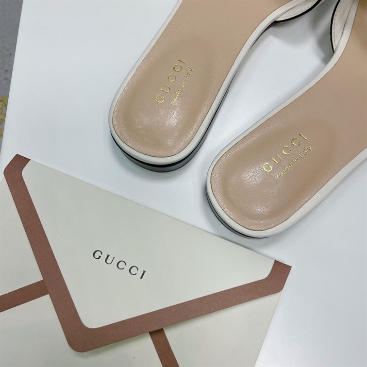GUCCI WOMEN’S INTERLOCKING G CUT-OUT SLIDE SANDAL – GSL013