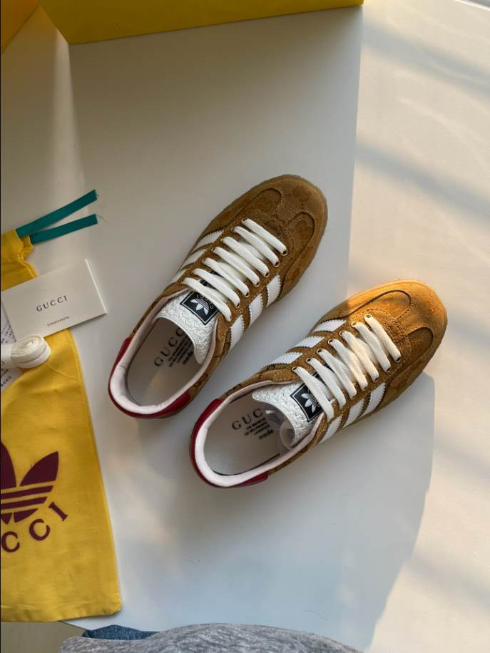 Gucci x Adidas Gazelle Yellow Sneakers – GCC227