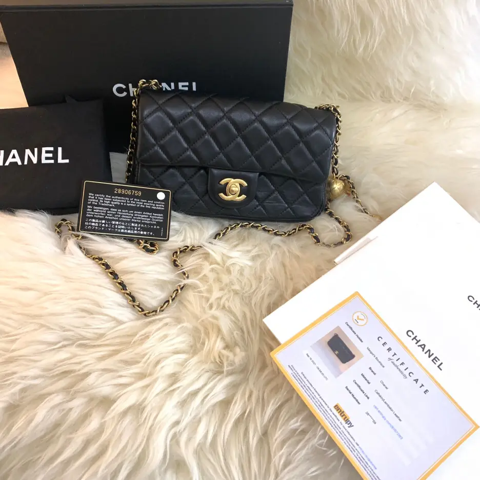 Chanel Pearl Crush Flap Bag Quilted Lambskin Mini