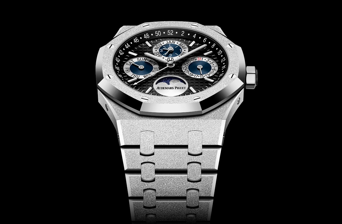 Audemars Piguet ROYAL OAK FROSTED GOLD PERPETUAL CALENDAR Ref. 26574BC.GG.1224BC.01
