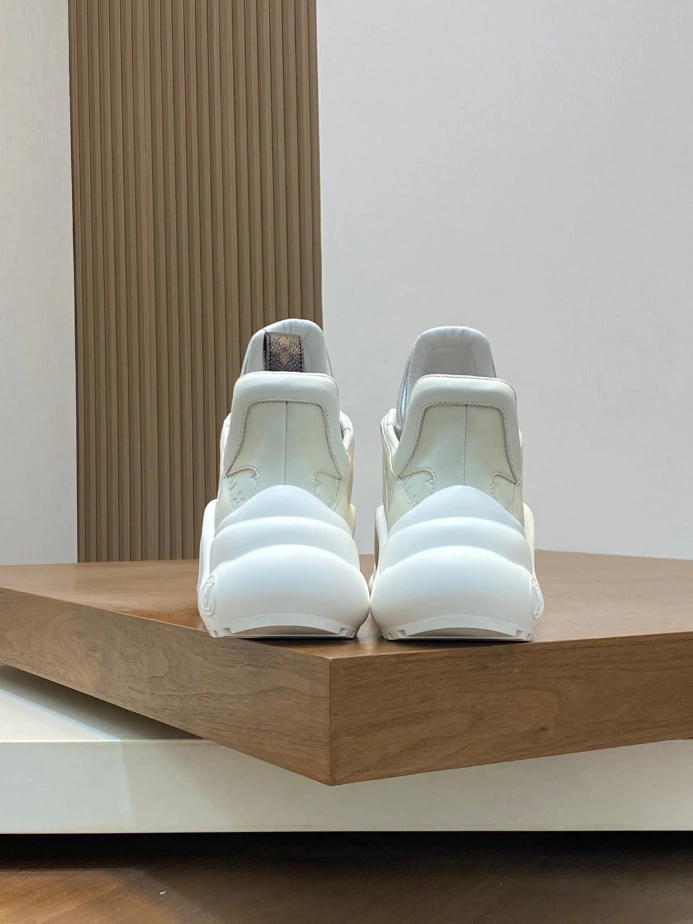 Louis Vuitton Archlight Sneaker – LVS212