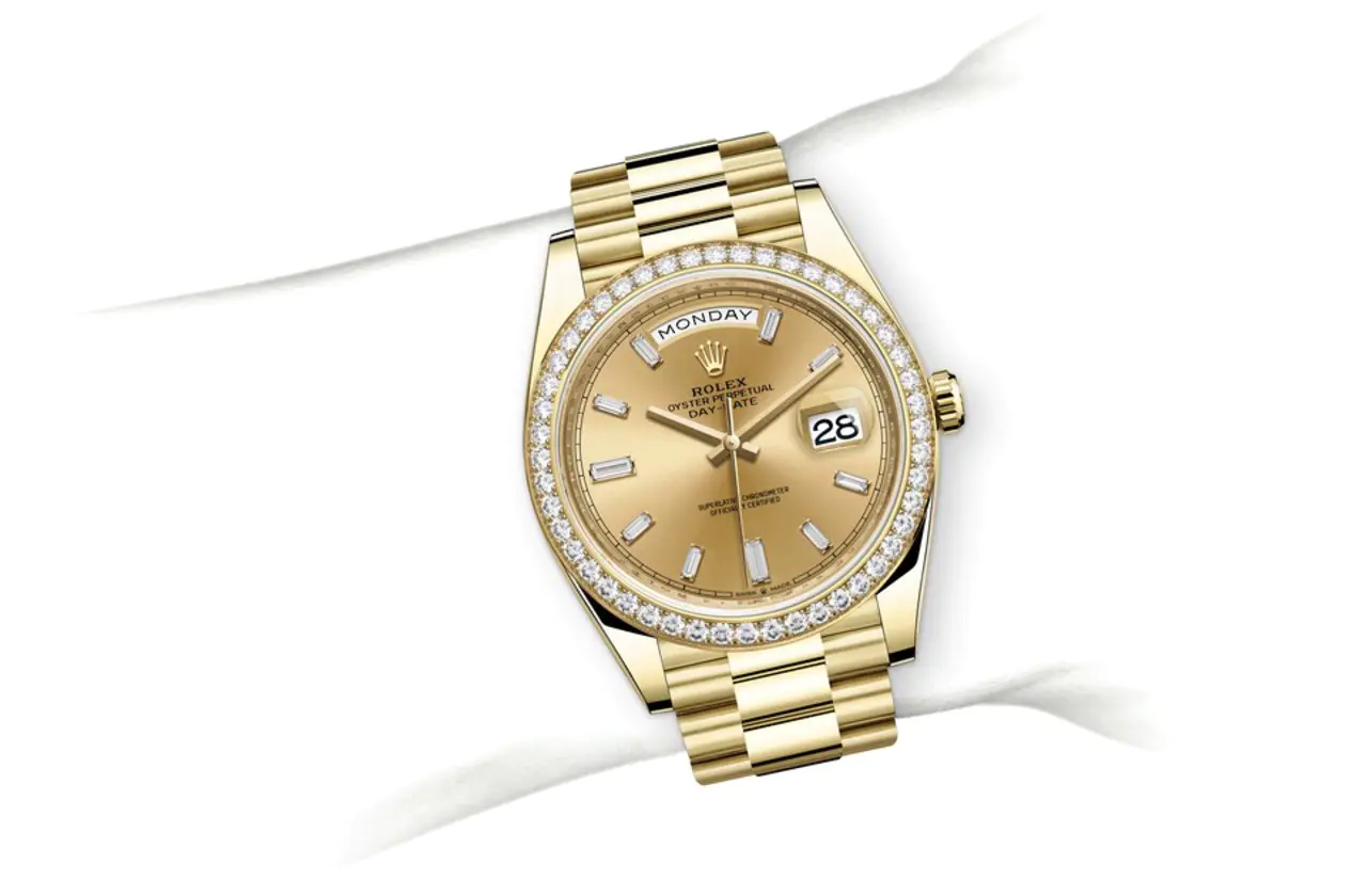 Rolex Day-Date 228348RBR Yellow Gold Diamond Bezel Champagne Diamond Dial