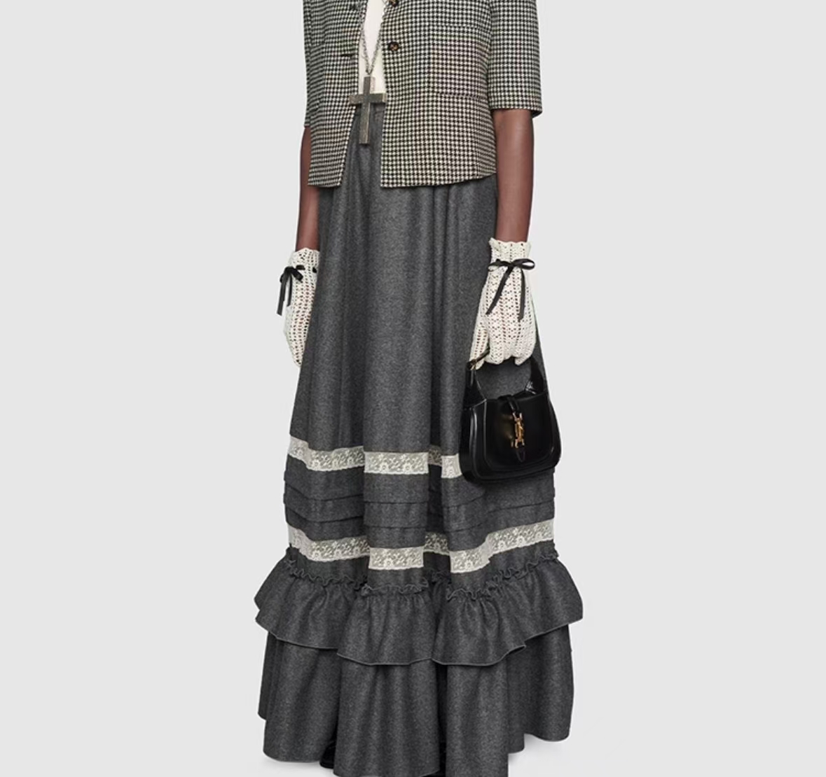 GUCCI JACKIE 1961  BAG IN BLACK LEATHER