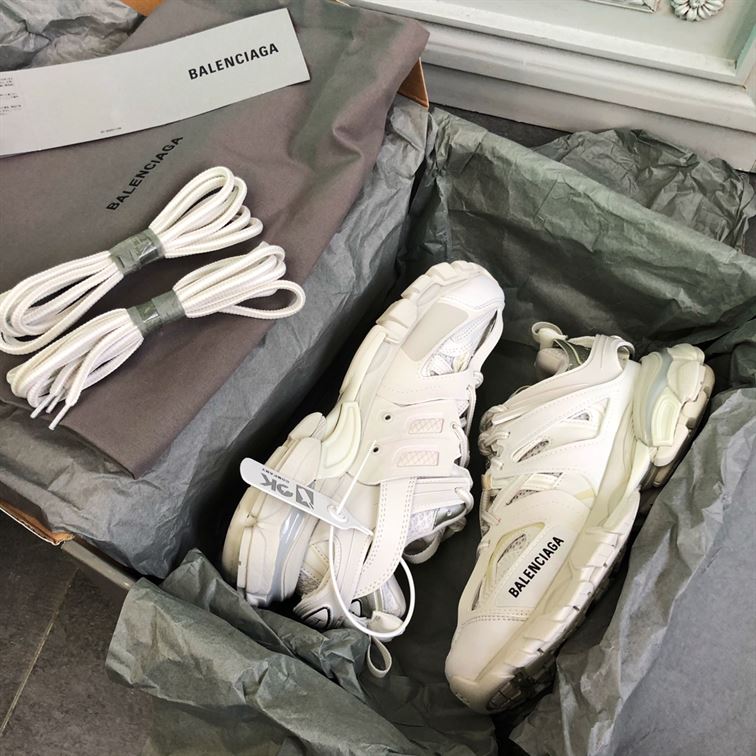 BALENCIAGA TRACK TRAINER SNEAKERS IN WHITE – BLA030