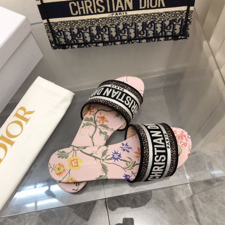 DIOR DWAY SLIDE – DS019
