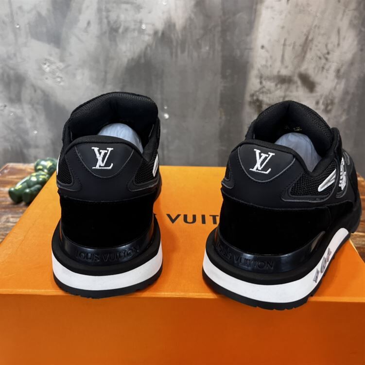 LOUIS VUITTON RUN AWAY SNEAKER – LVS010