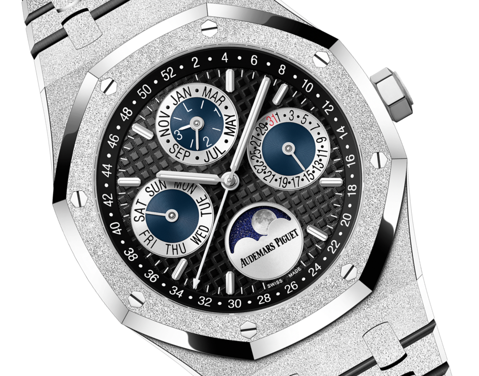 Audemars Piguet ROYAL OAK FROSTED GOLD PERPETUAL CALENDAR Ref. 26574BC.GG.1224BC.01