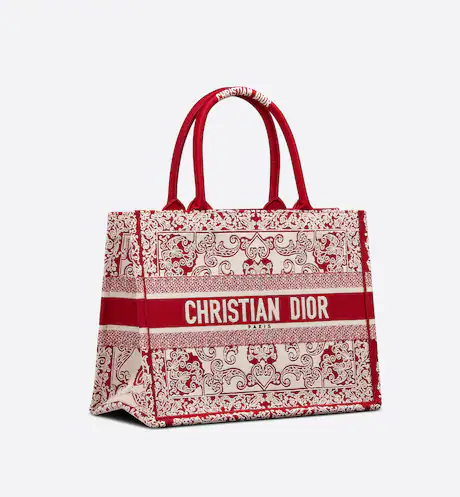 MEDIUM DIOR BOOK TOTE White and Red Dior Bandana Embroidery (36 x 27.5 x 16.5 cm)