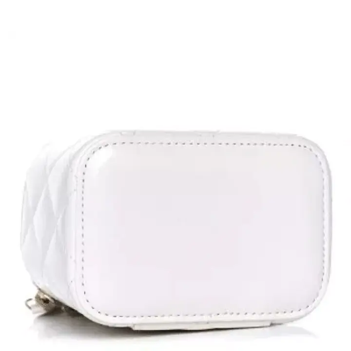 CHANEL Calfskin Quilted Mini Perfect Fit Vanity Case With Chain White  1