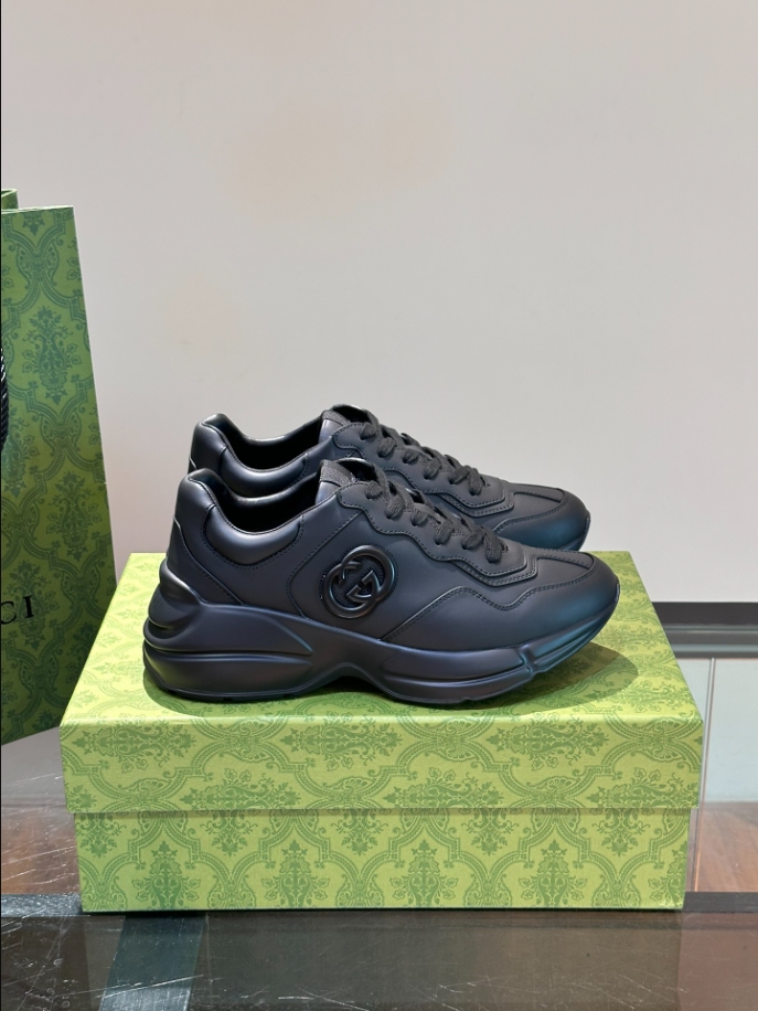 Gucci Rhyton Black Leather Sneaker – GCC172