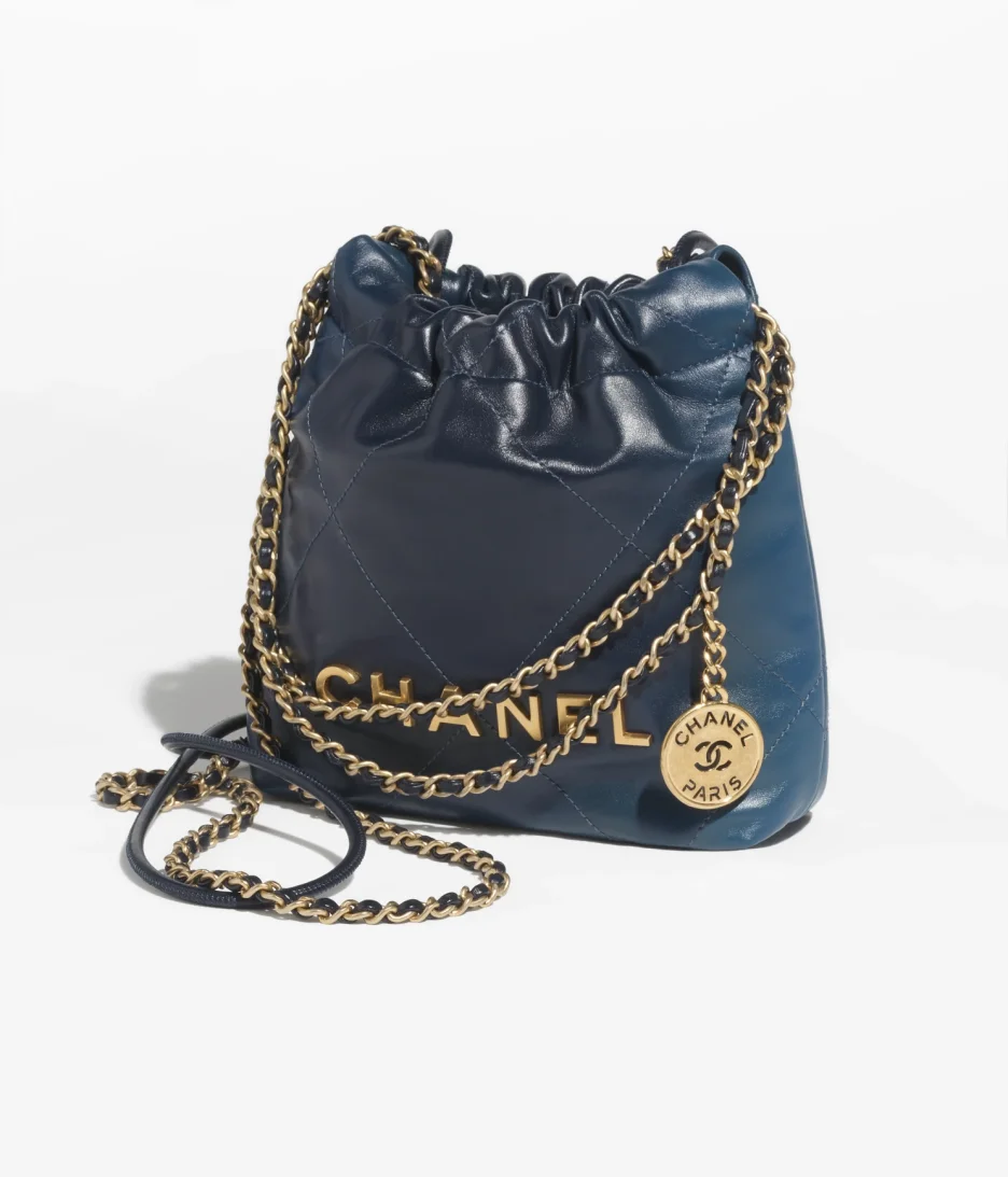 CHANEL 22 MINI HANDBAG Shaded Calfskin & Gold-Tone Metal Blue & Dark Blue