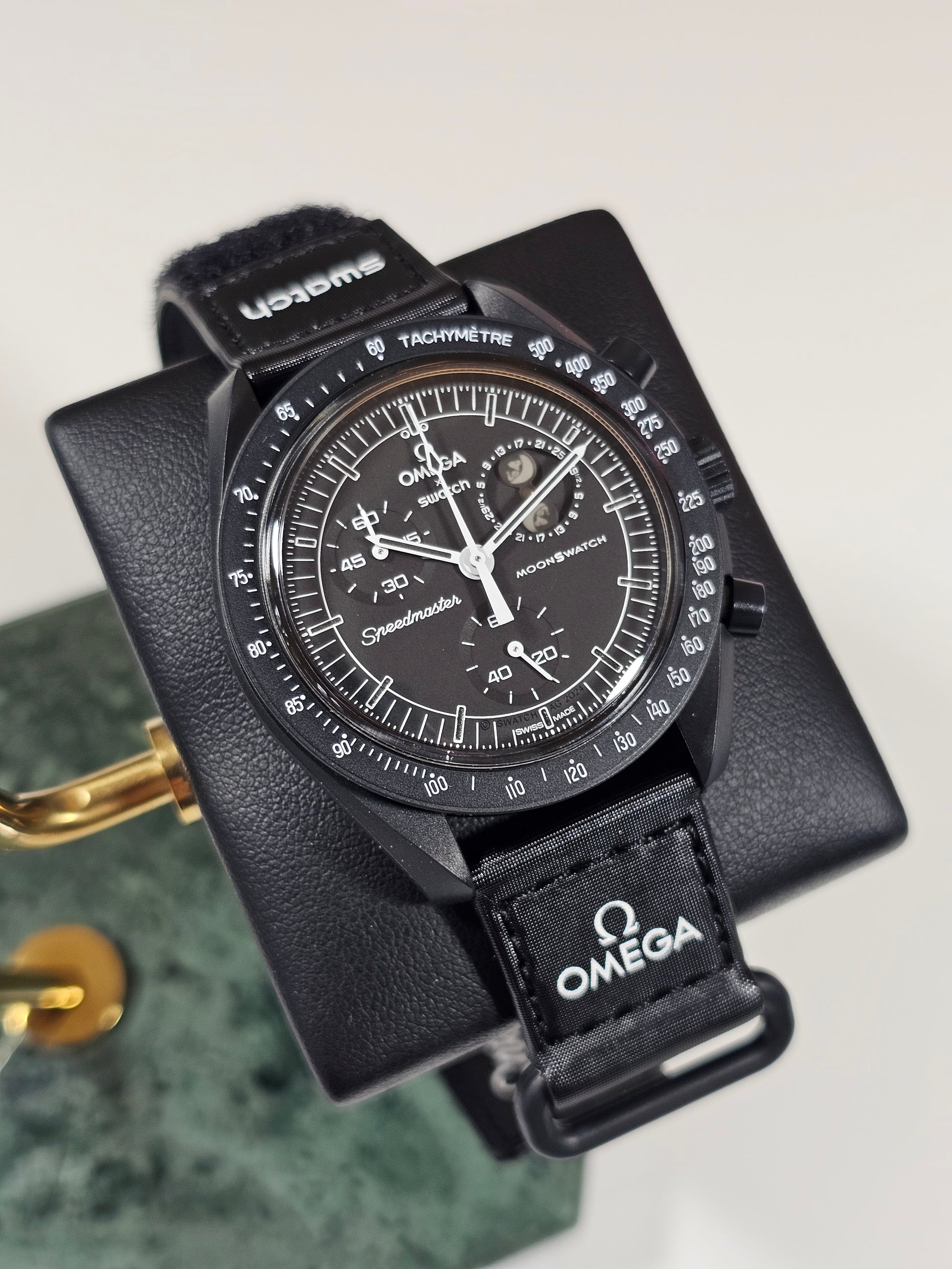 OMEGA x Swatch MISSION TO THE MOONPHASE - NEW MOON 42mm