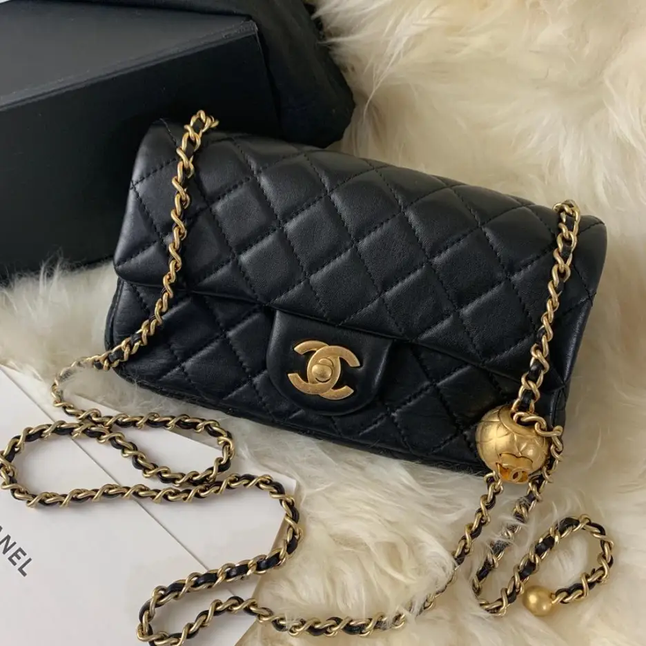 Chanel Pearl Crush Flap Bag Quilted Lambskin Mini