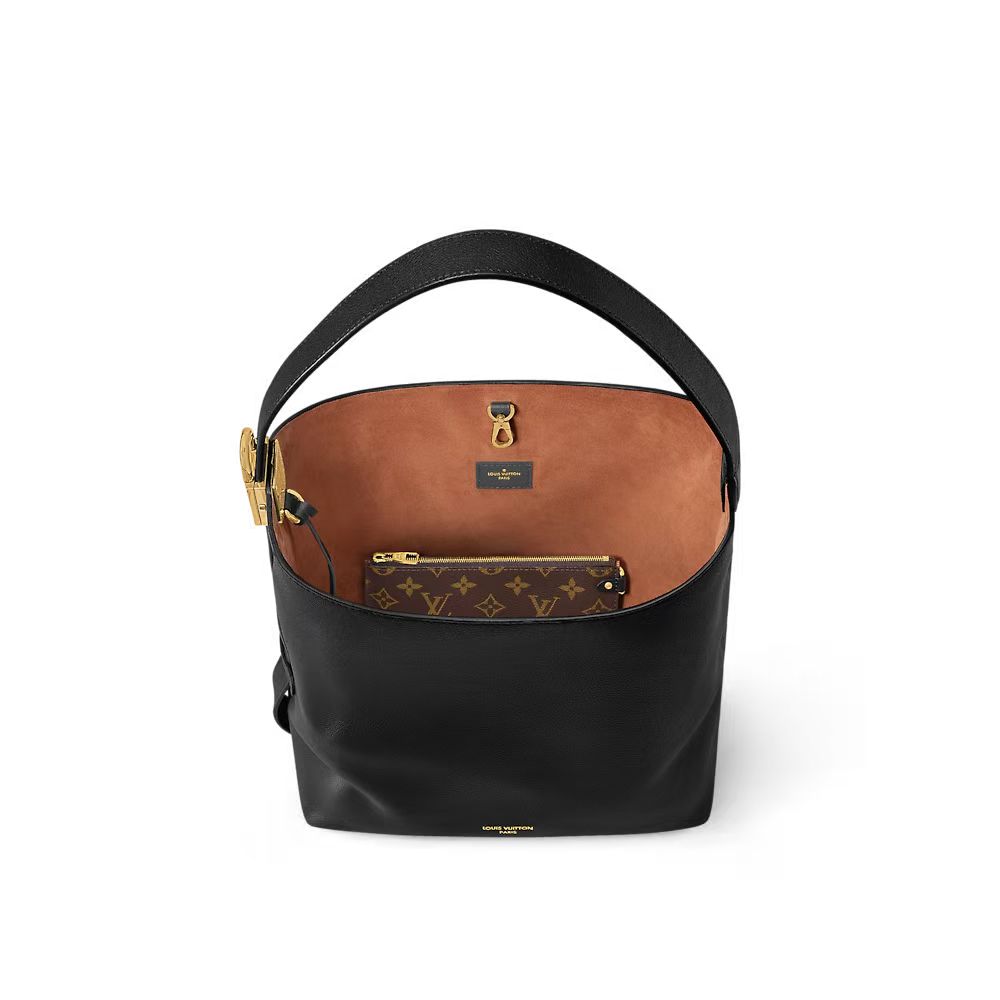 LOW KEY HOBO MM EMBLEM LEATHER BAG IN BLACK
