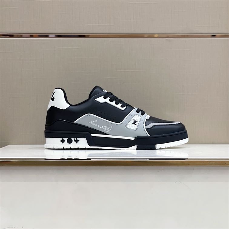 LOUIS VUITTON TRAINER SNEAKER – LVS080