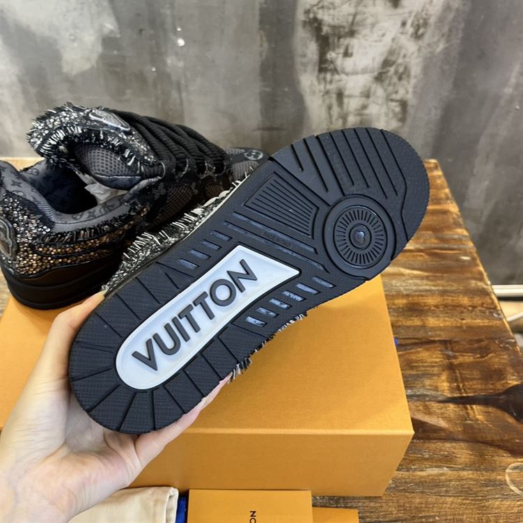 LOUIS VUITTON LV SKATE SNEAKER – LVS149