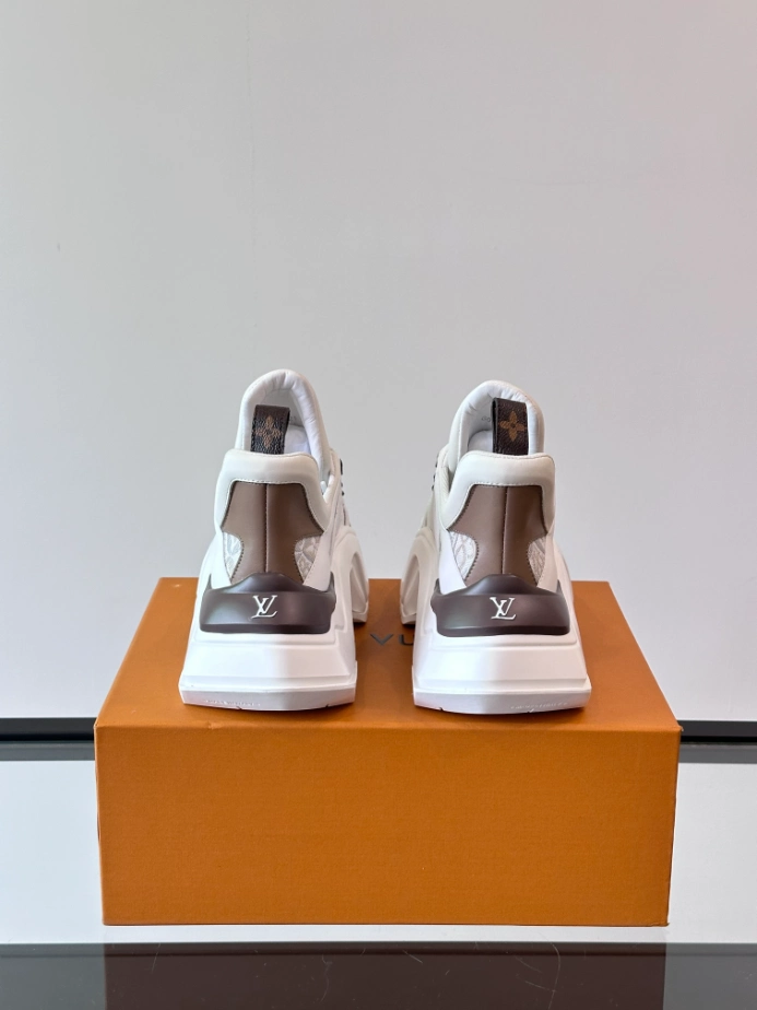 Louis Vuitton Archlight Sneaker – LVS217
