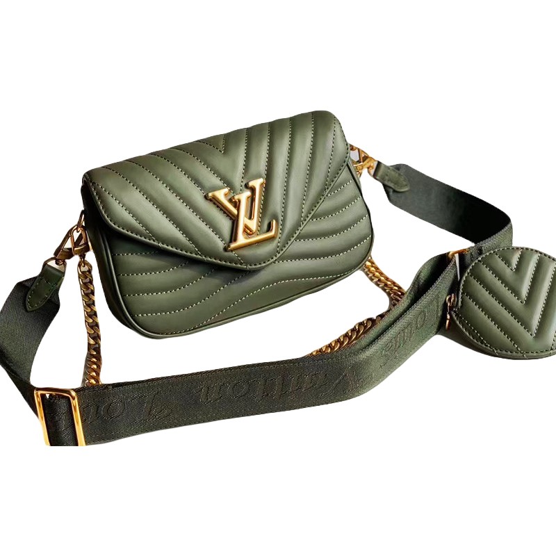 LOUIS VUITTON Epi Leather Zip Shoulder Bag in Green