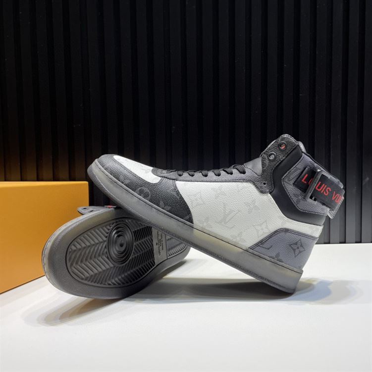 LOUIS VUITTON RIVOLI BOOTS – LVS047