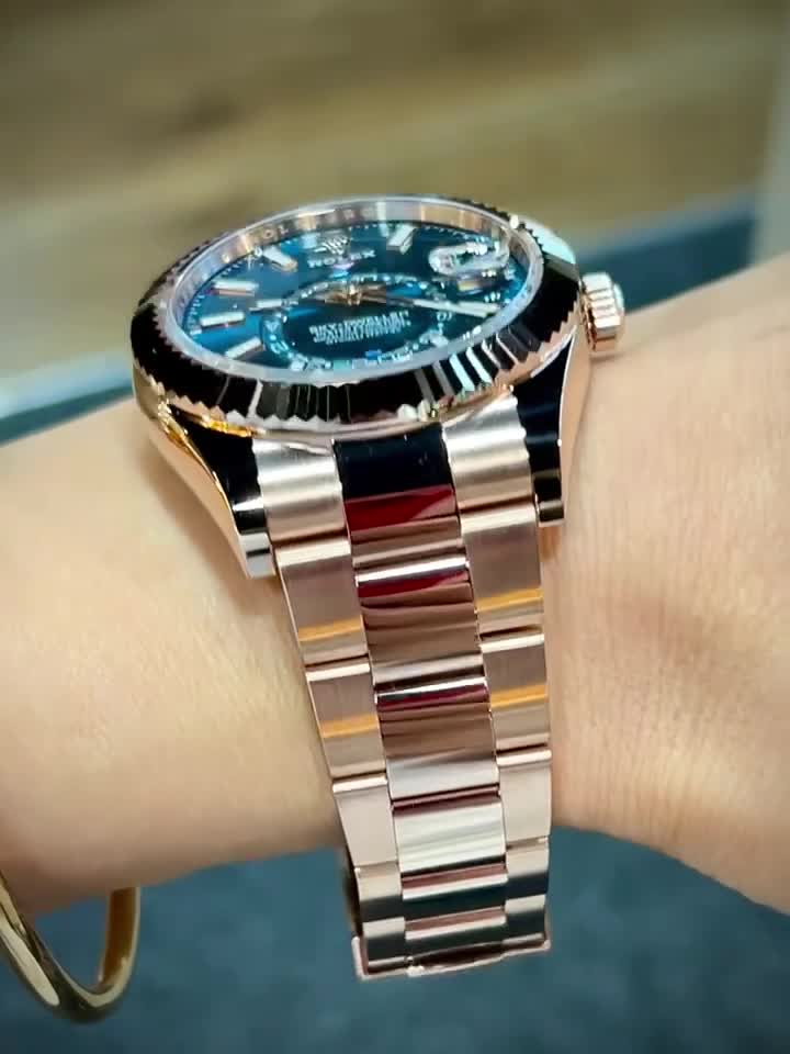 Rolex Sky-Dweller Blue Dial Stainless Steel 326934-0003 Oyster Replica