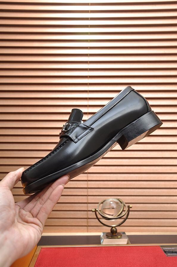LOUIS VUITTON MAJOR LOAFER – VL002