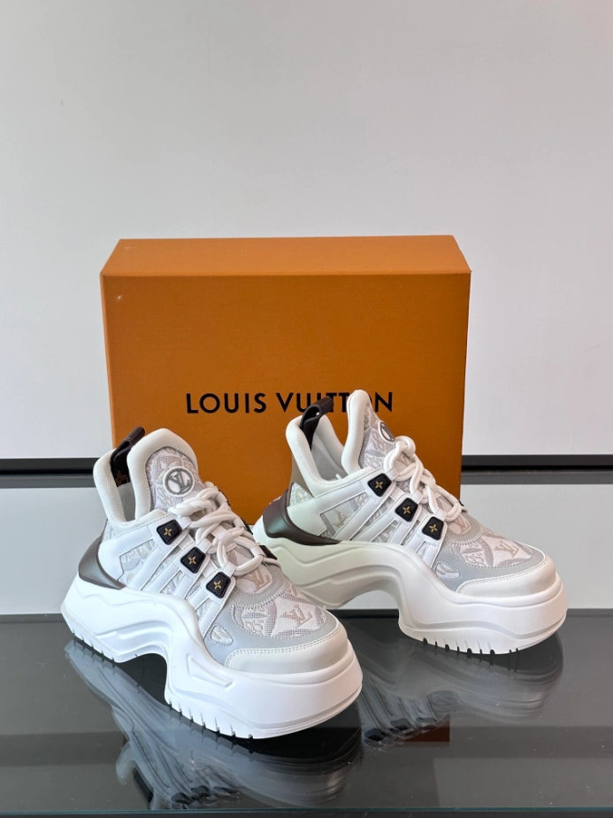 Louis Vuitton Archlight Sneaker – LVS217