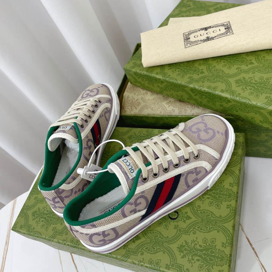 Gucci Beige Lilac Jumbo Tennis Sneakers – GCC226