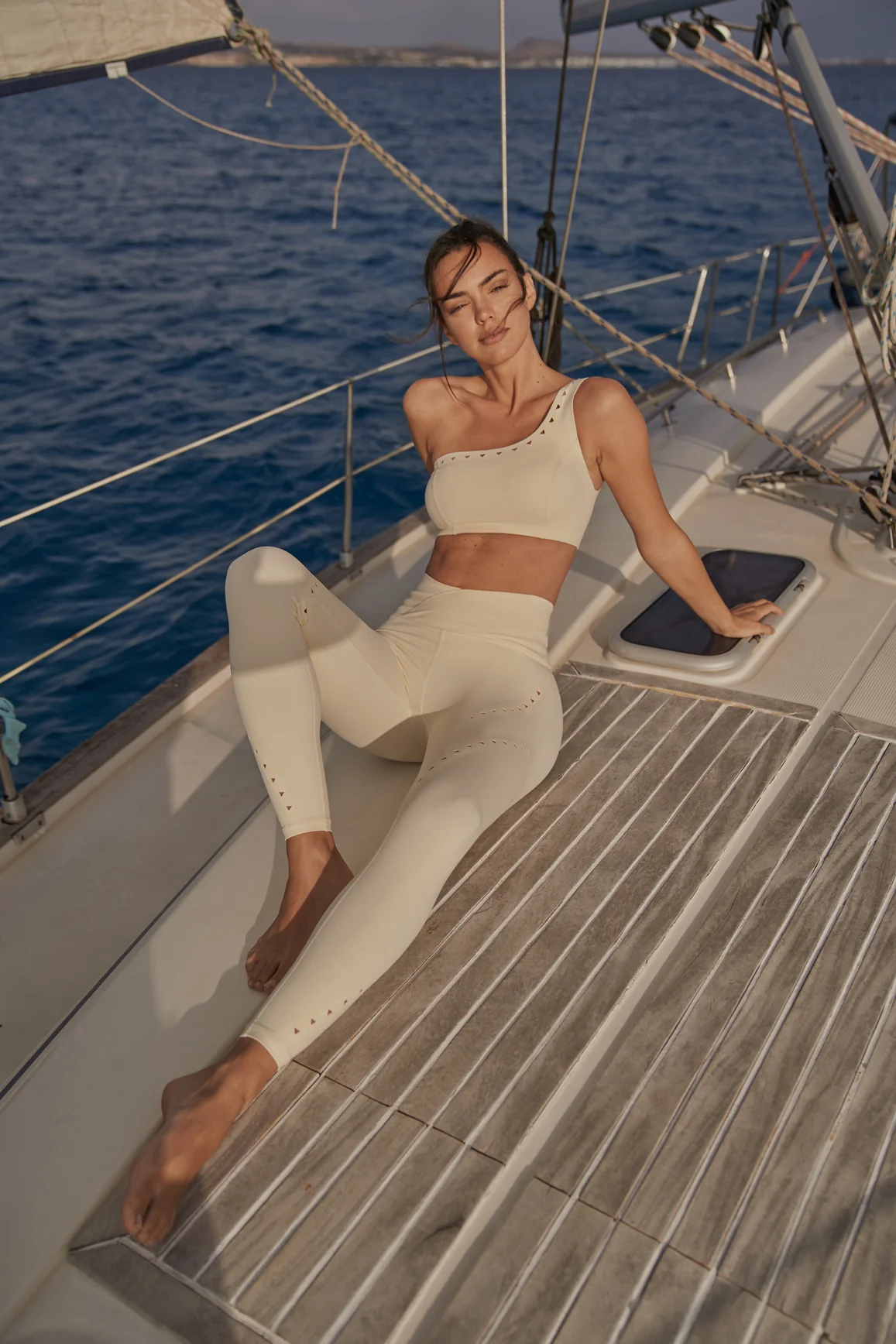 One-shoulder Laser Cut Sports Bra