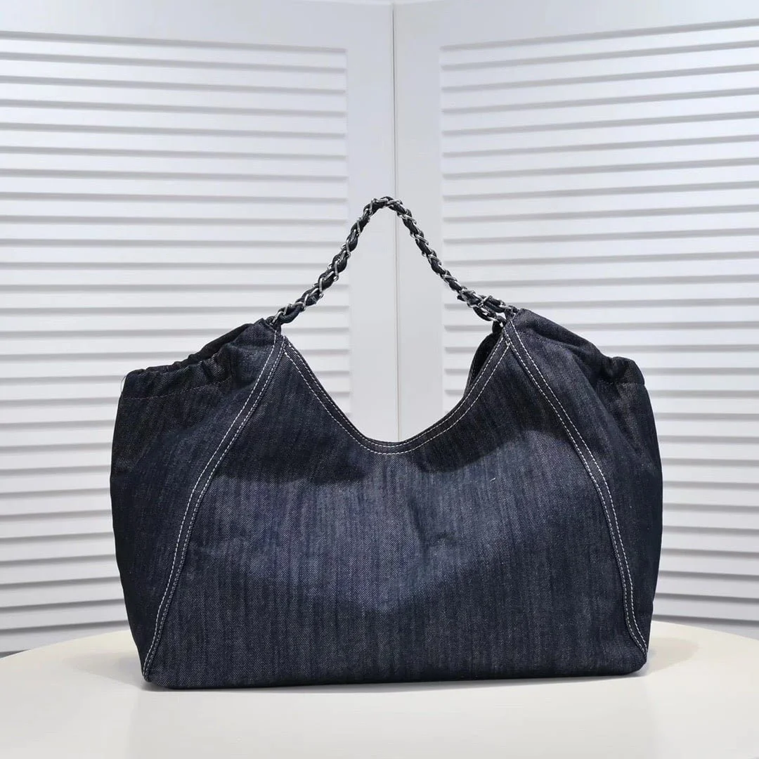 Chanel Denim shopping bag with a small wallet - LITELUX