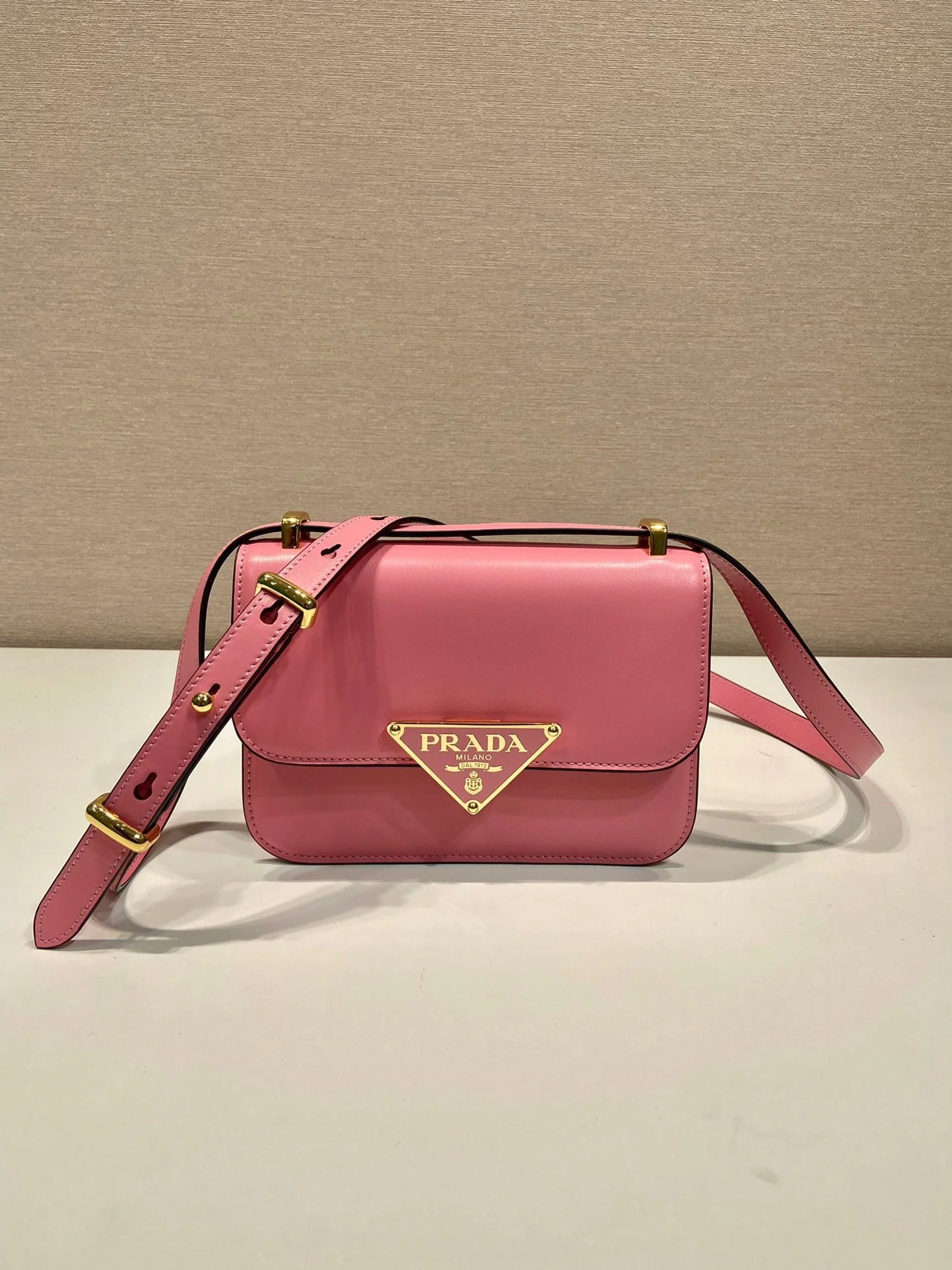 Prada Waxed cowhide Messenger bag 1bd340 size: 20*13.5*5.5cm - LITELUX