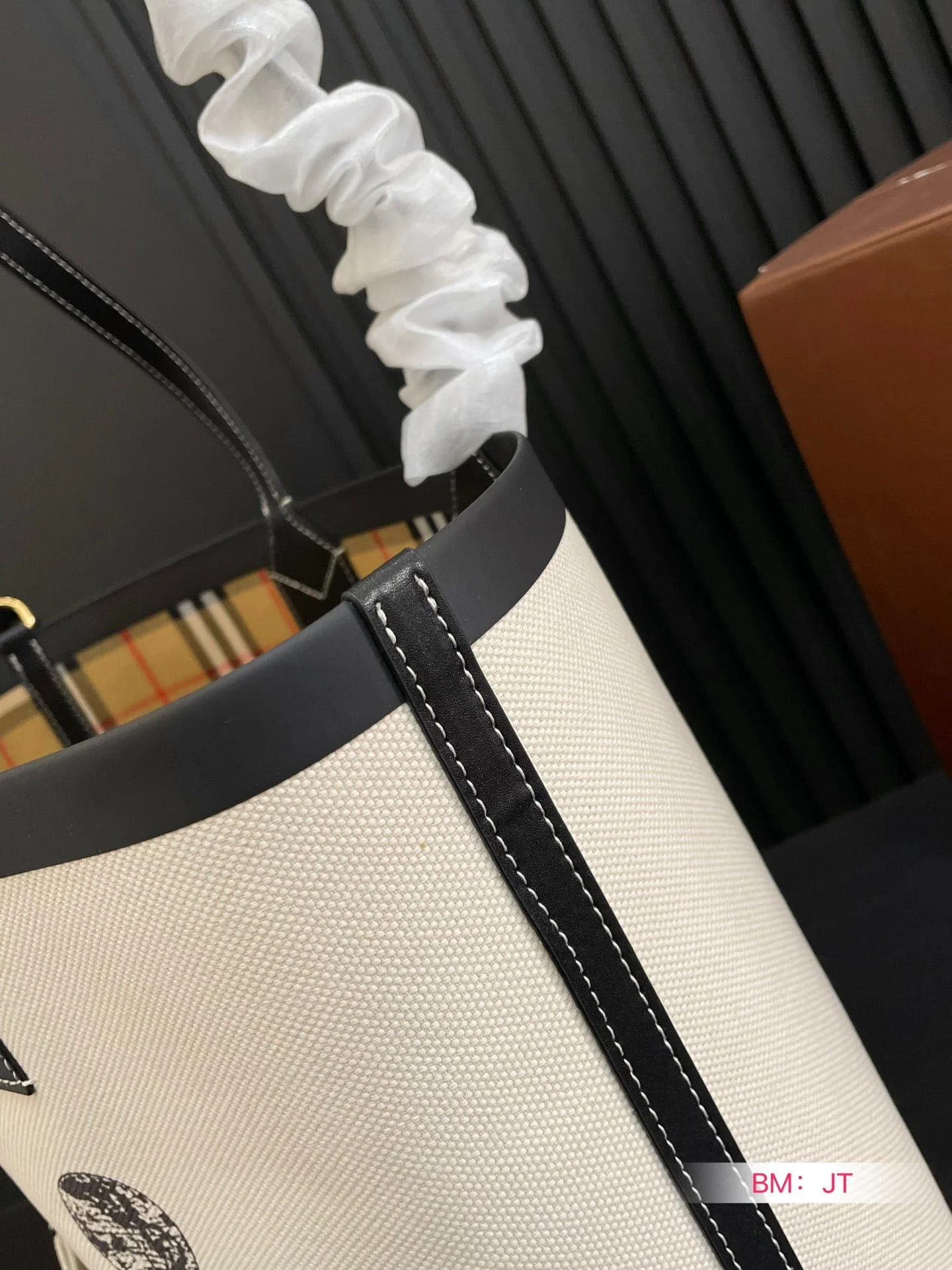 Burberry tote Shopping bag size: 34*26cm - LITELUX