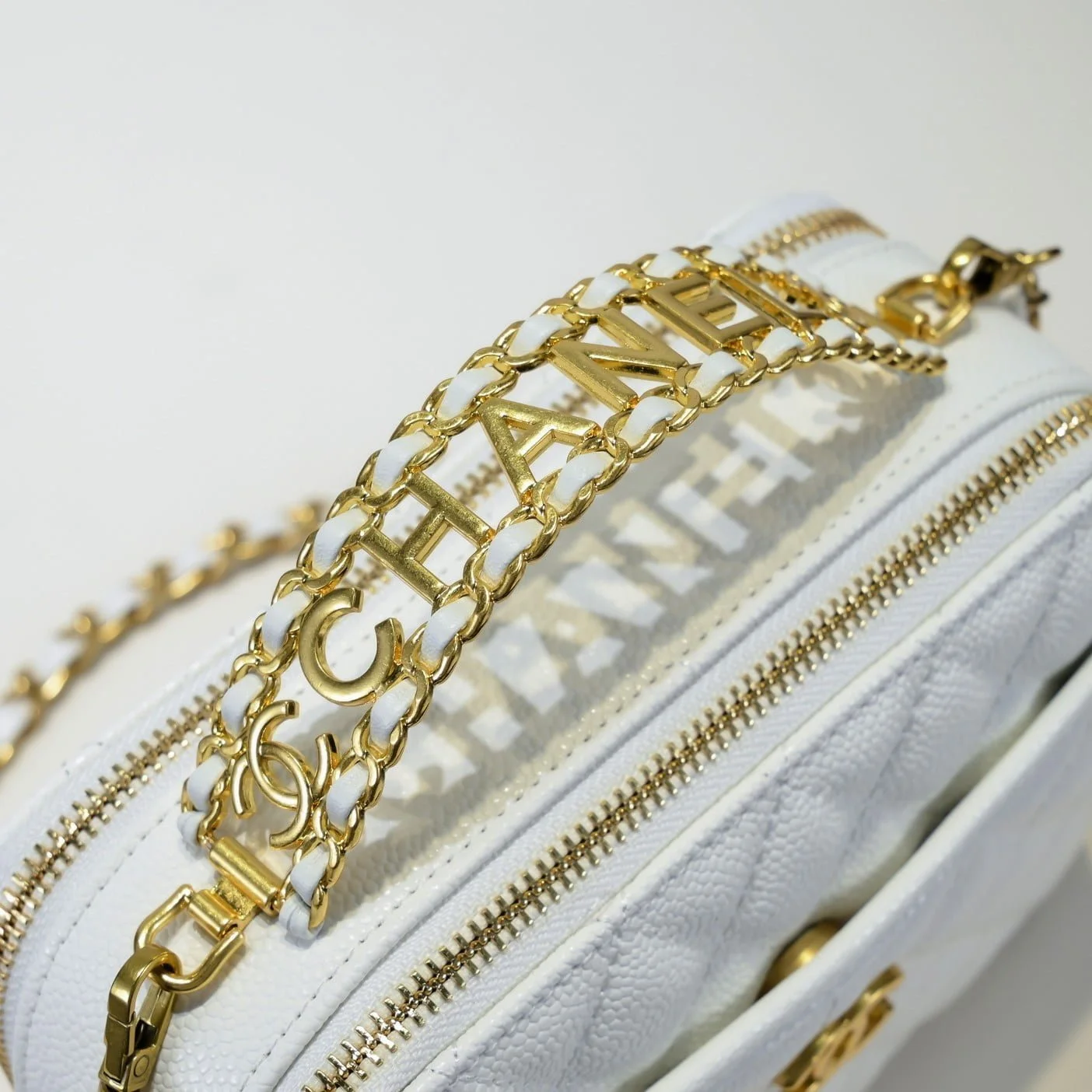 Chanel Caviar alphabet Camera chain crossbody White handle bag - LITELUX