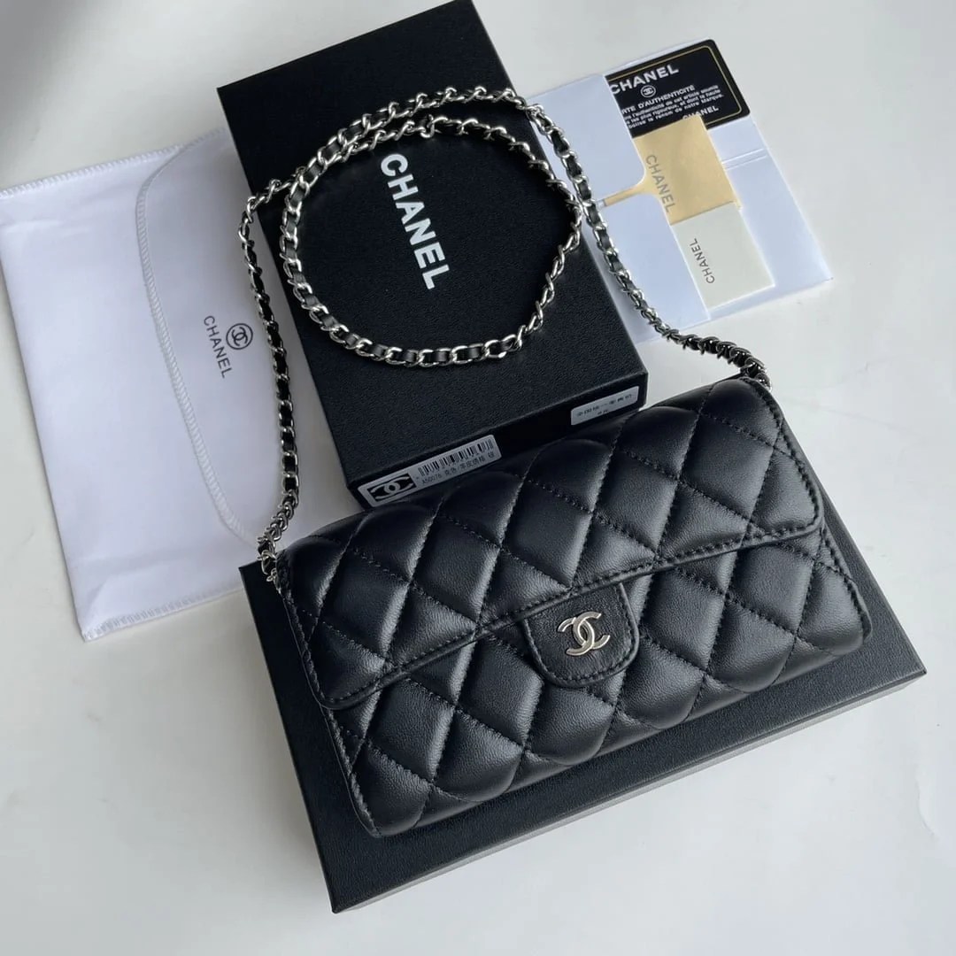 Chanel chain crossbody bag Cowhide with diamond lattice sliver hardware black A50076 size: 18*10.5*3.5cm - LITELUX