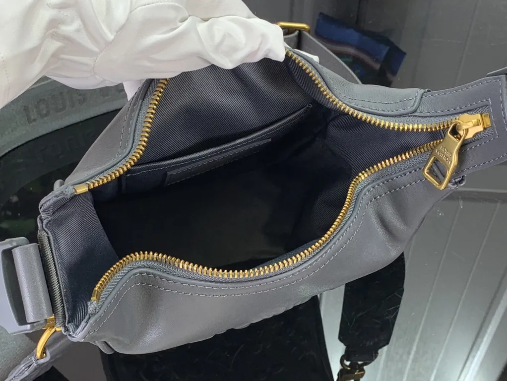 Louis Vuitton bag - LITELUX