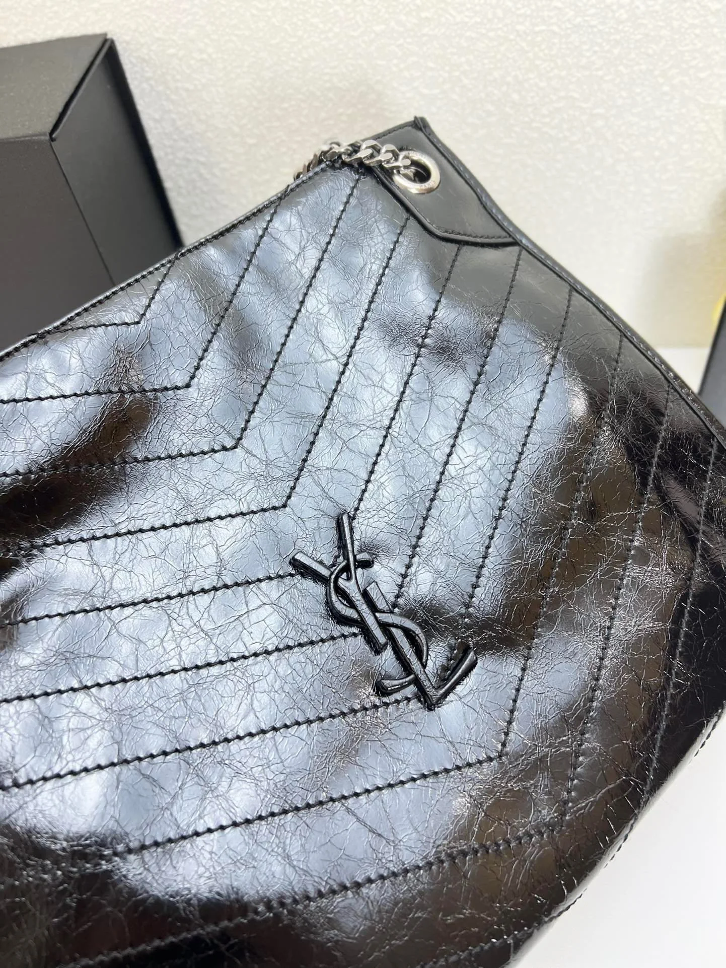 YSL NIKI Wrinkled retro oil wax skin Shoulder and backbody tote bag black 577999 size: 33*27*11.5 cm - LITELUX