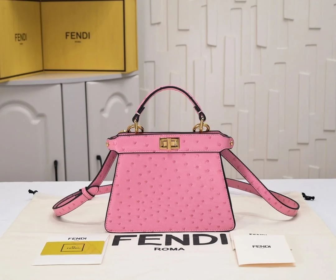 FENDI Peekaboo Pink 23ss 335 Size: 20*15cm - LITELUX
