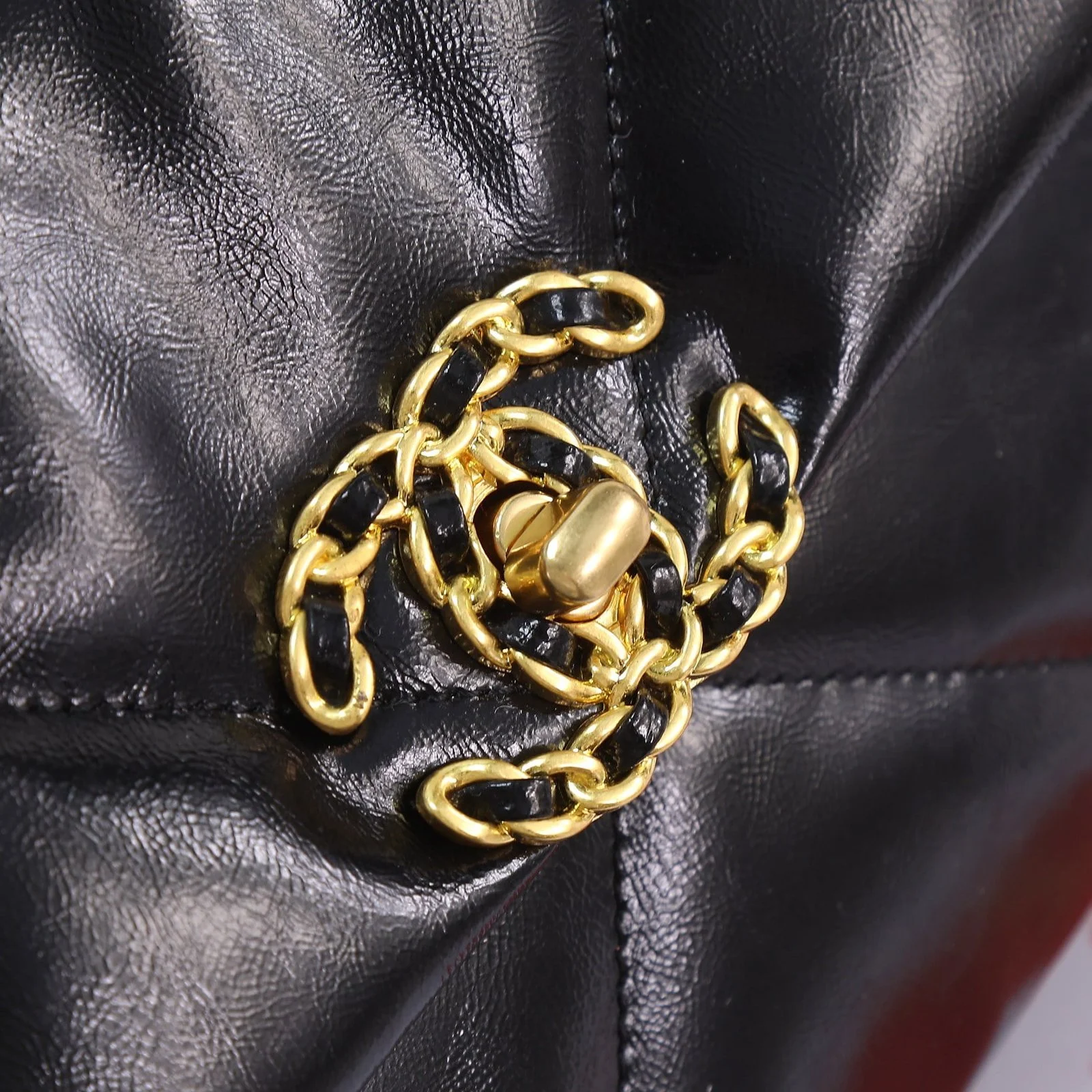 Chanel black oil wax leather Chain crossbody bag Size:26cm - LITELUX