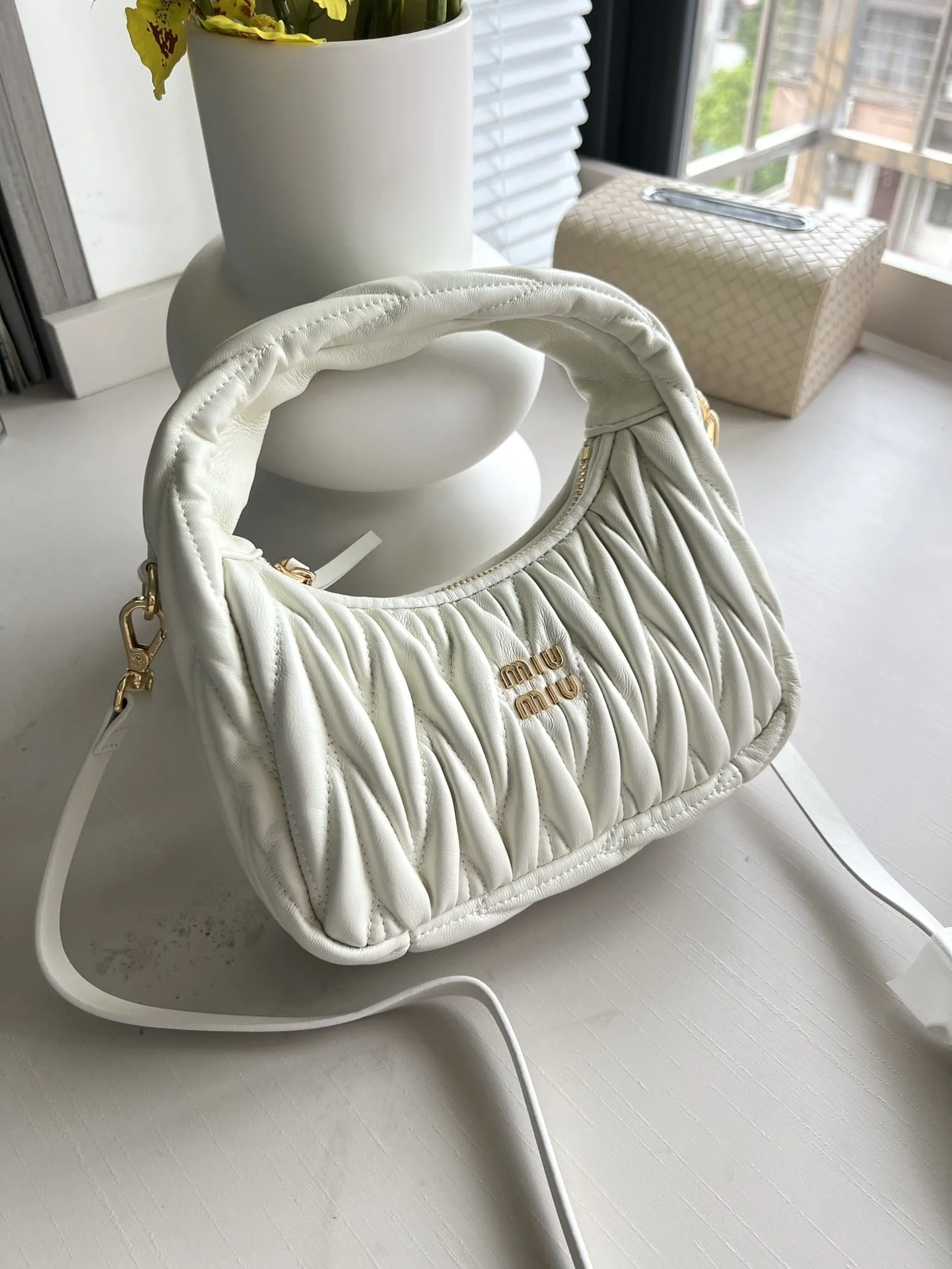 MiuMiu hobo wander sheepskin handbag size: 20*13*6cm - LITELUX