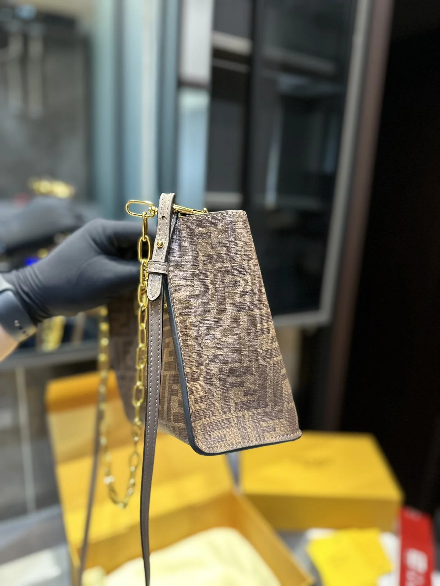 Fendi way Double F-buckle size: 20*9*17cm - LITELUX