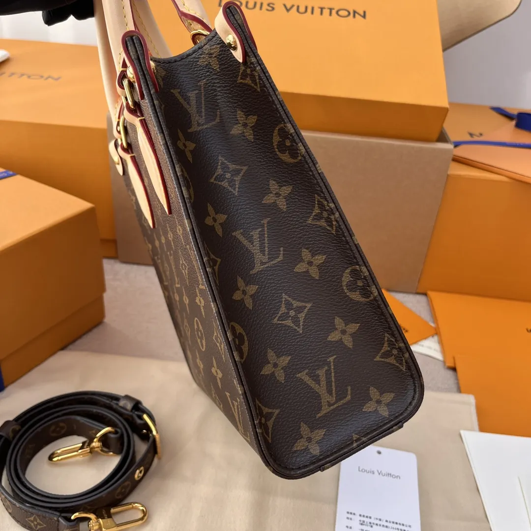 Louis Vuitton bag - LITELUX