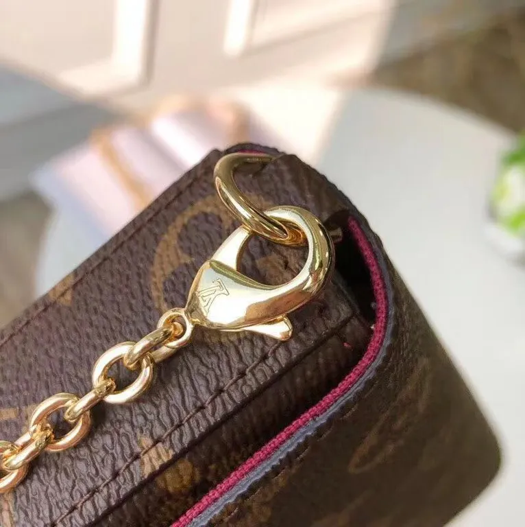Louis Vuitton bag - LITELUX