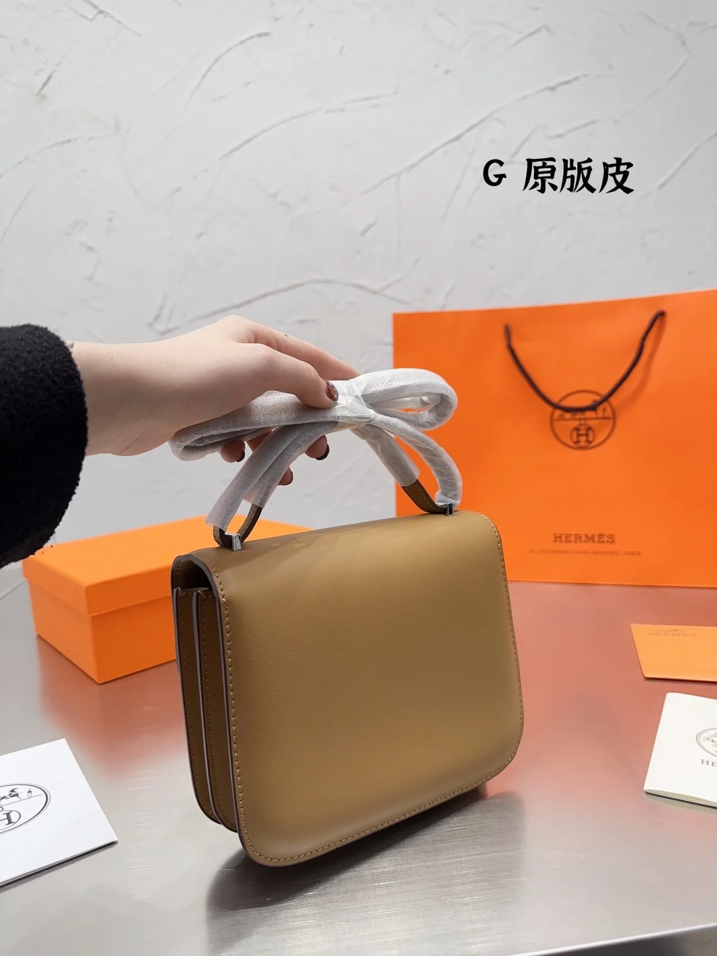 Hermès Constance Swift cowhide leather Earthy yellow size: 19cm - LITELUX