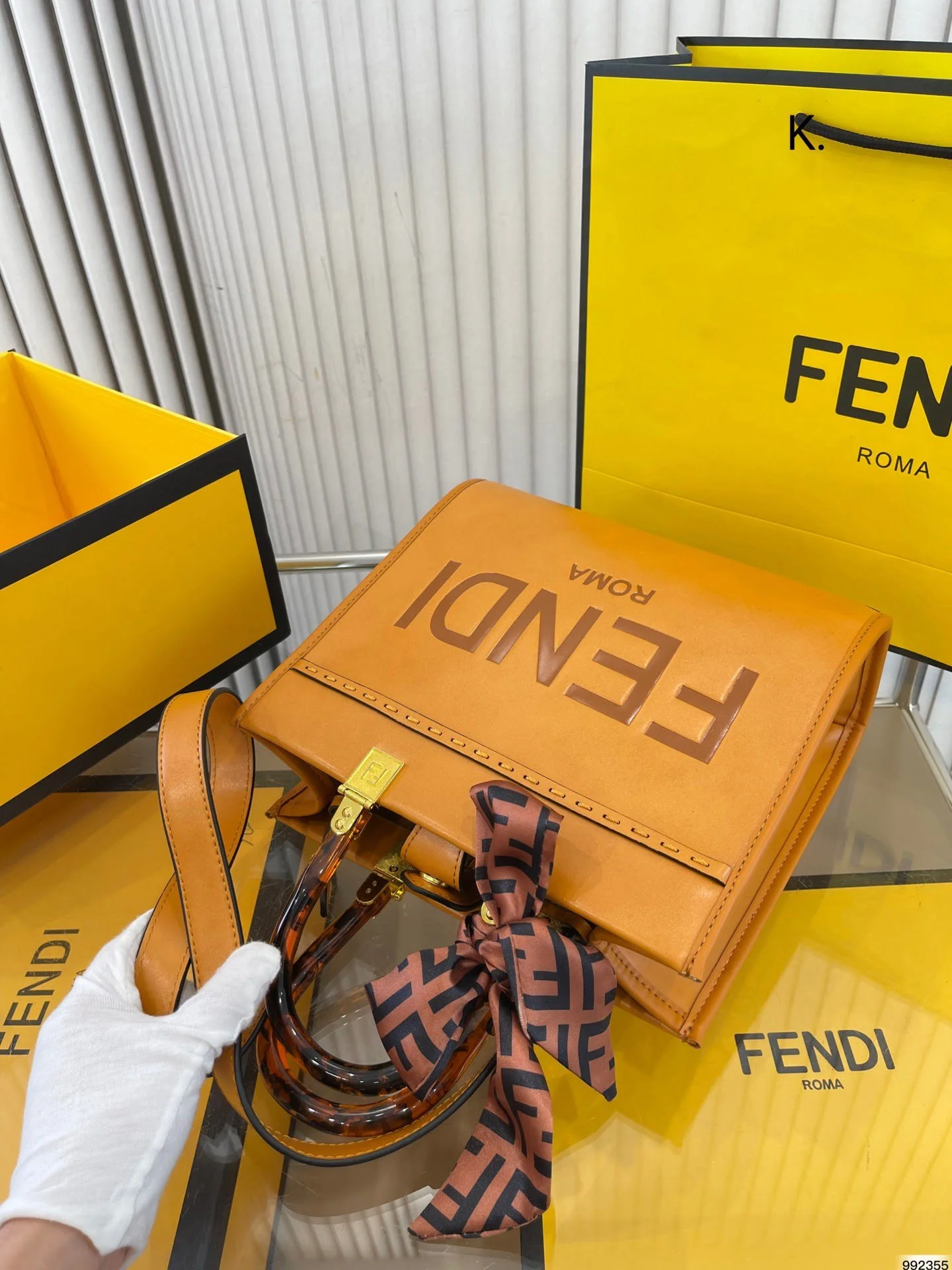 FENDI Tote bag Black/Brown/White Size: 25*22cm - LITELUX