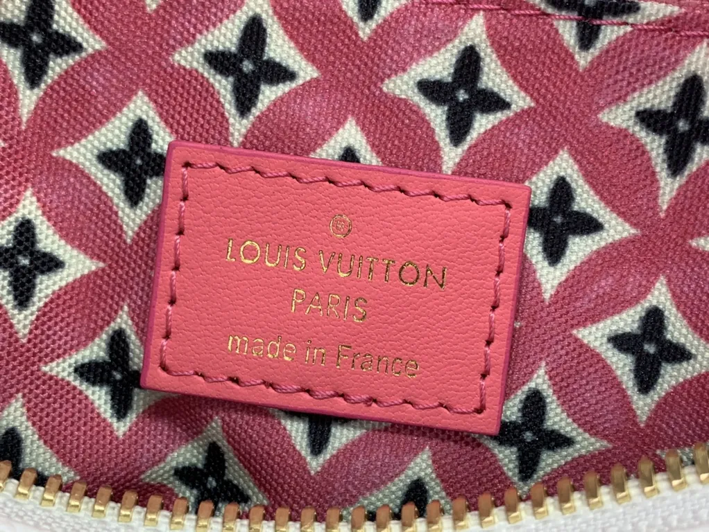 Louis Vuitton bag - LITELUX