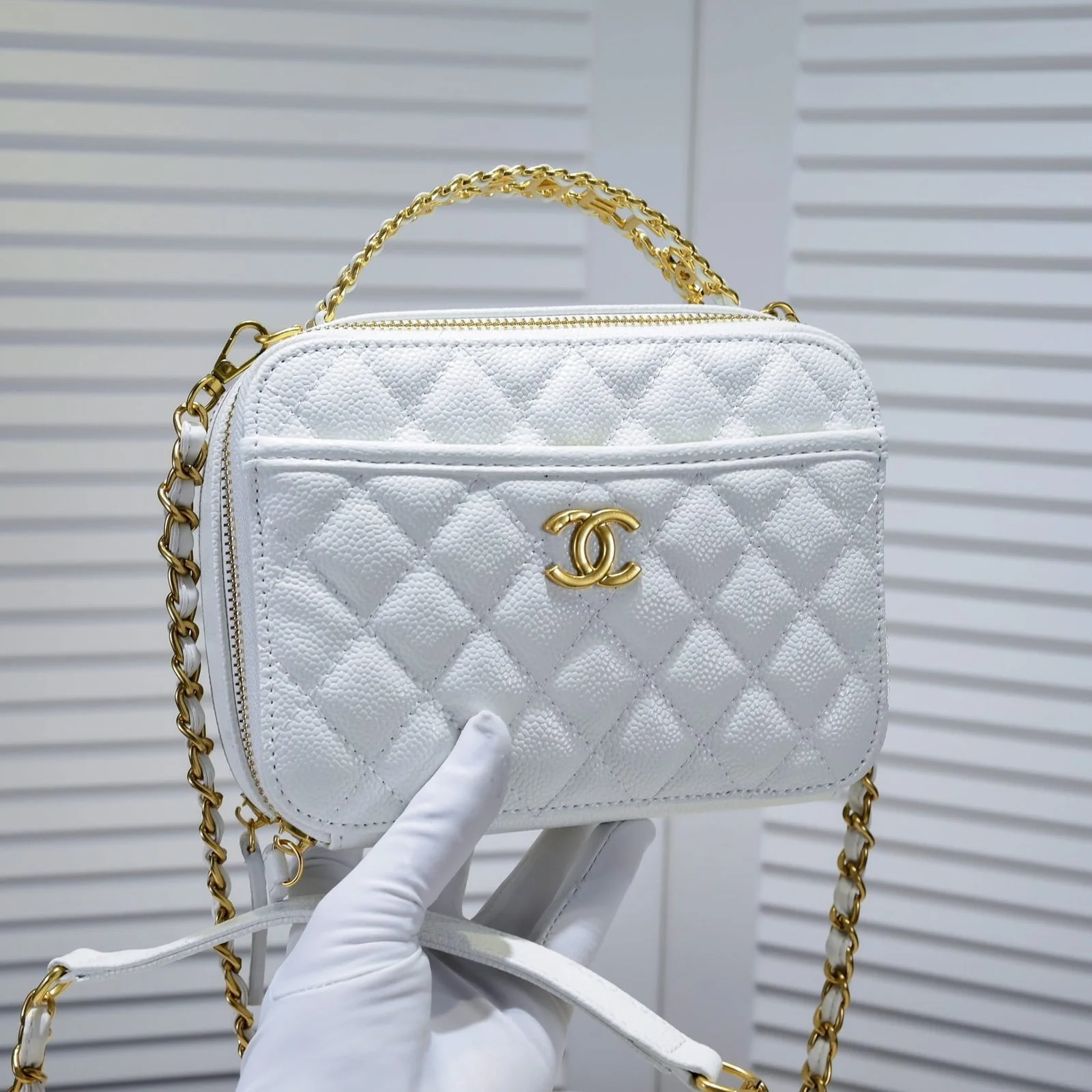 Chanel Caviar alphabet Camera chain crossbody White handle bag - LITELUX