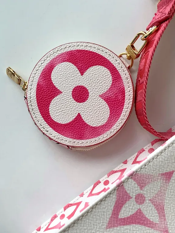 Louis Vuitton bag - LITELUX