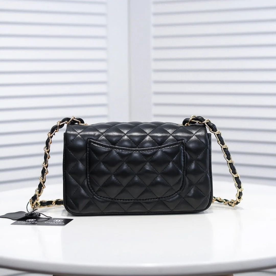 Chanel Lamb skin chain crossbody bag with gold hardware 1116 SIZE: 20*14*7cm/25.5*16*6.5cm/30*18*8cm - LITELUX