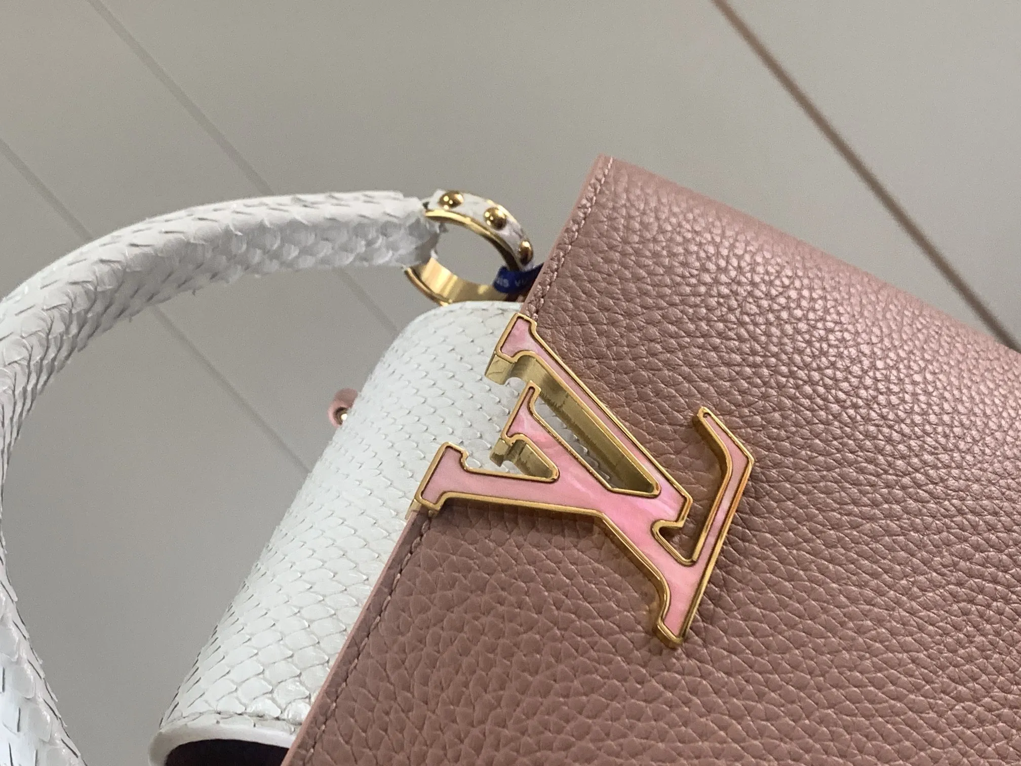 Louis Vuitton bag - LITELUX