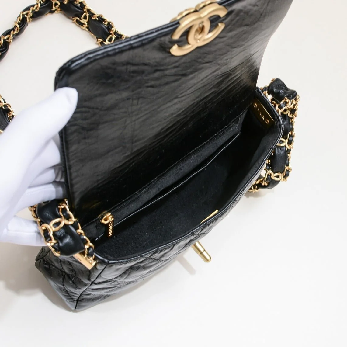 Chanel 23K cowhide strap shoulder bag 9112 size: 13.5*20.5*5cm - LITELUX