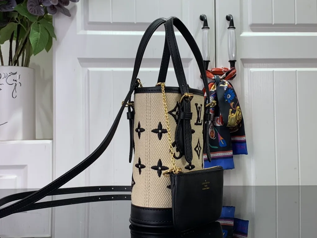 Louis Vuitton bag - LITELUX